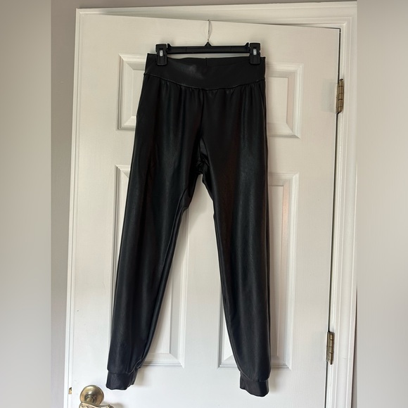 Commando faux leather joggers, black, size XS - Picture 2 of 10